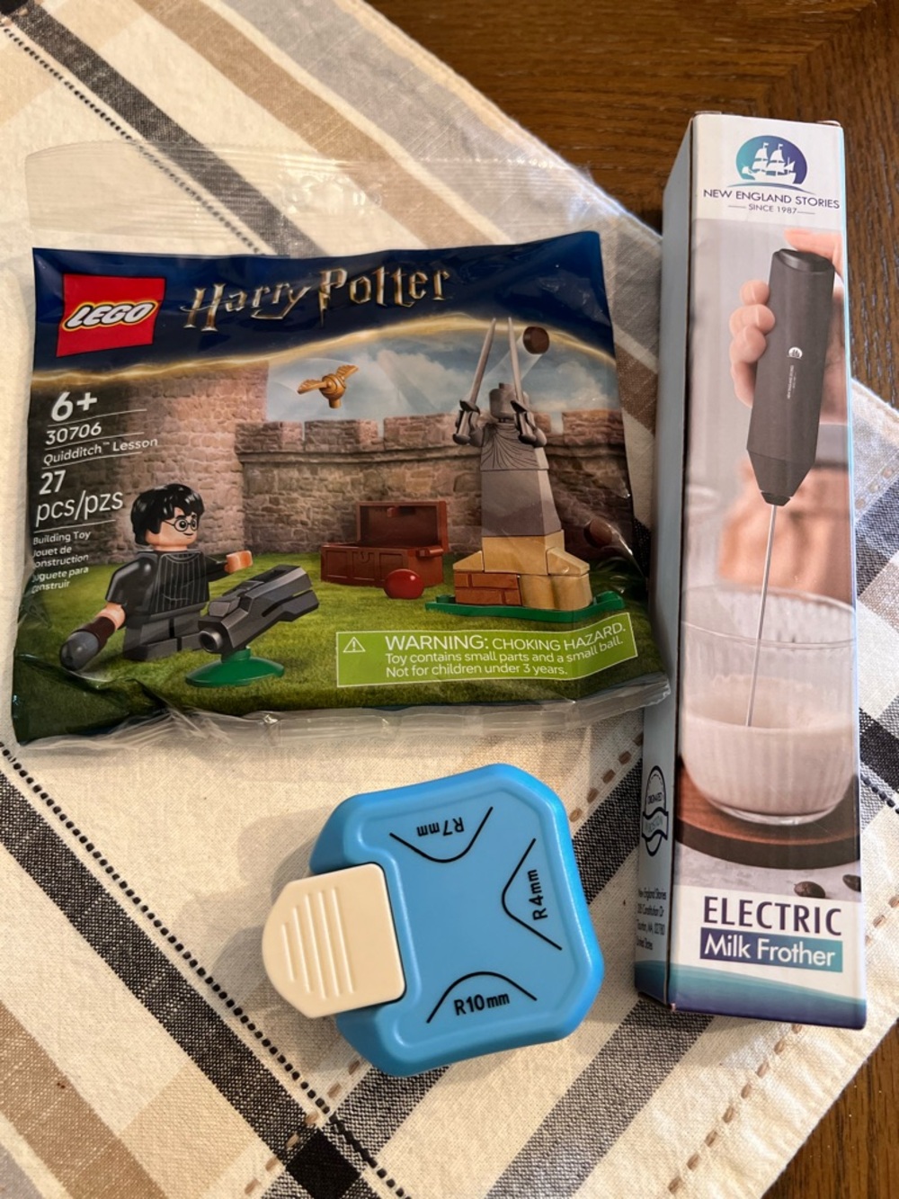 Lego Harry Potter Quidditch Lesson Polybag - Blue & Green…. 3 things for $11✅👍